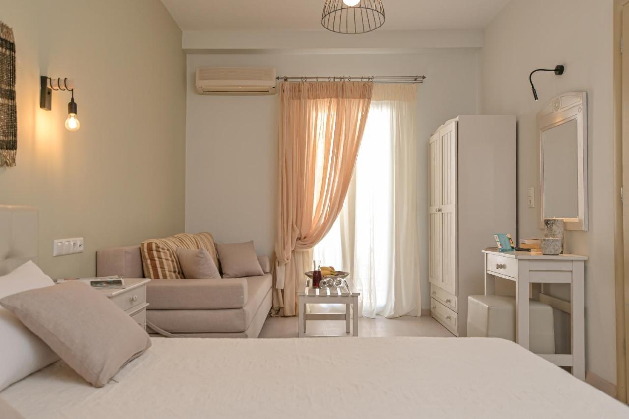 Blue Sky Aparthotel Naxos City Buitenkant foto