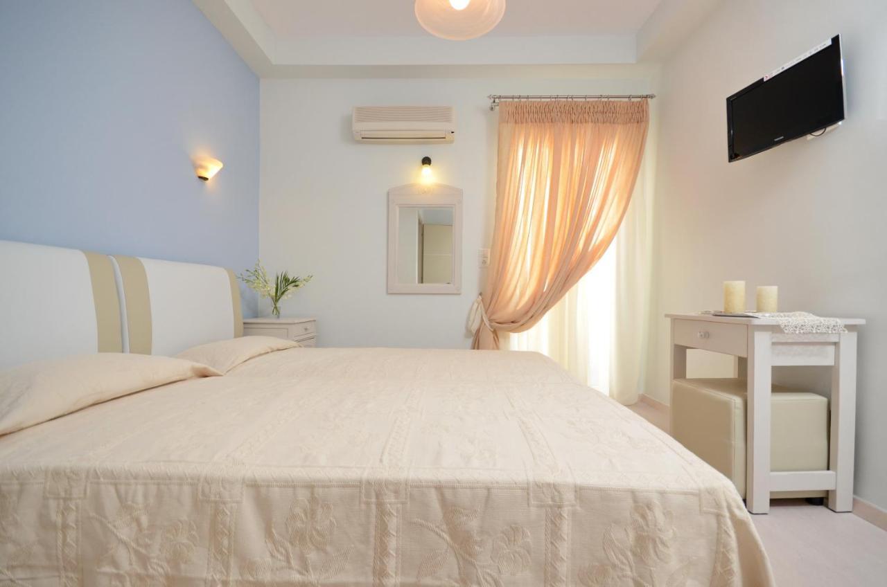 Blue Sky Aparthotel Naxos City Buitenkant foto